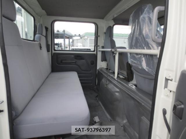Mazda TITAN 2016-06 4758758-12