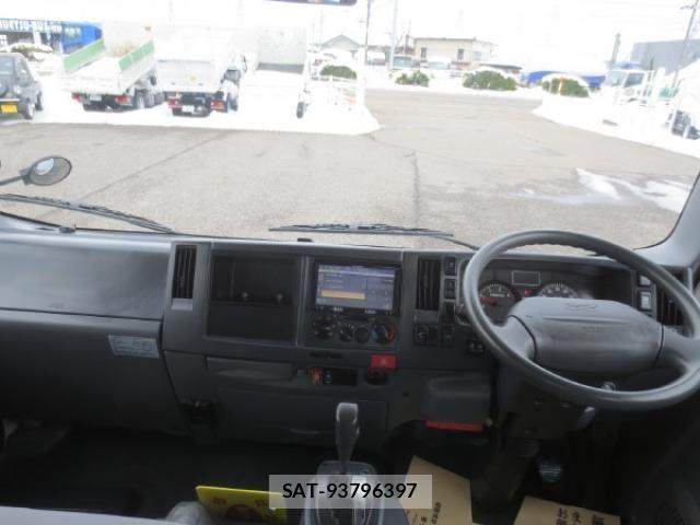 Mazda TITAN 2016-06 4758758-13