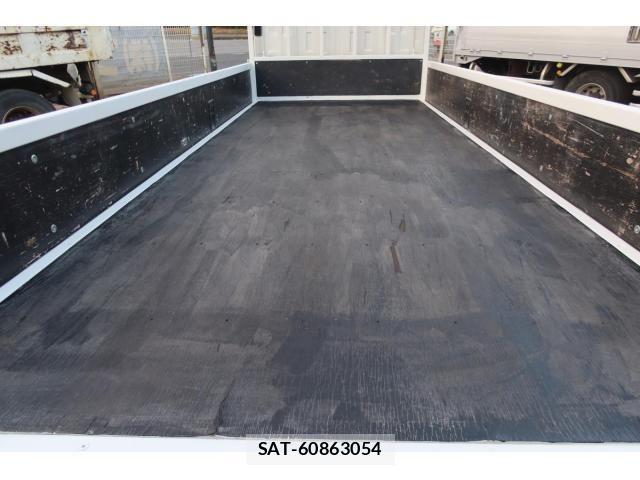 Mazda TITAN 2015-10 4758766-9