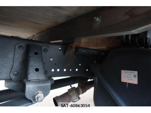 Mazda TITAN 2015-10 4758766-20