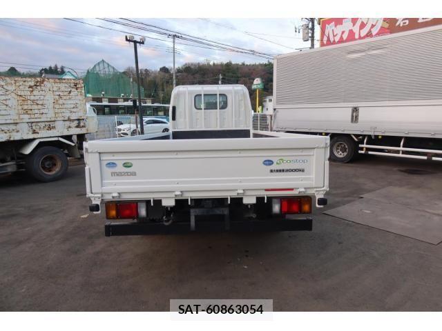 Mazda TITAN 2015-10 4758766-5