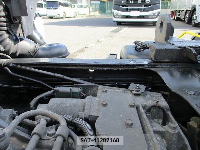 Mazda TITAN 2011-12 4991071-19