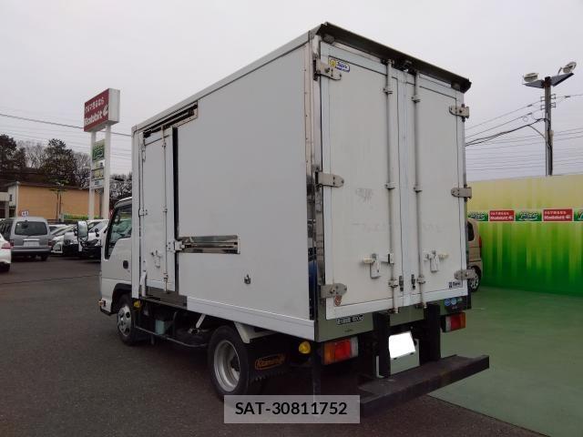 Mazda TITAN 2019-06 5881033-1