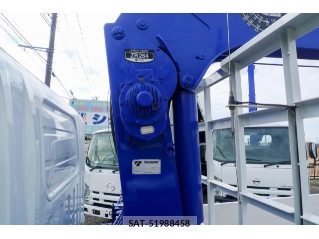Mazda TITAN 2015-01 5881041-15