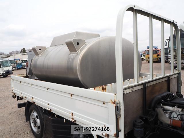 Mazda TITAN 2009-01 5881061-12
