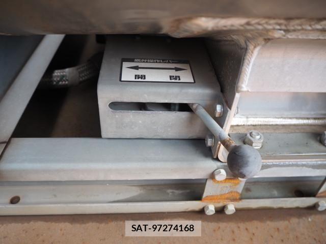 Mazda TITAN 2009-01 5881061-17