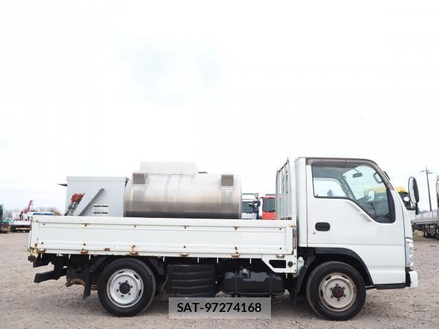 Mazda TITAN 2009-01 5881061-5