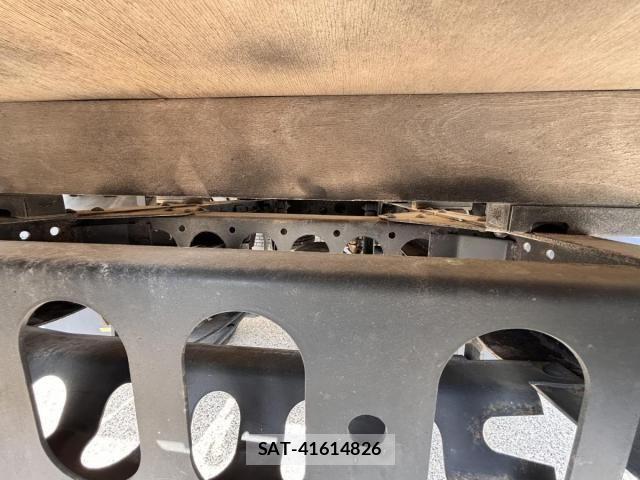 Mazda TITAN 2015-06 5881048-18