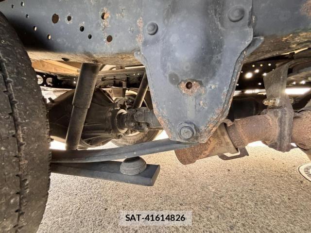 Mazda TITAN 2015-06 5881048-22