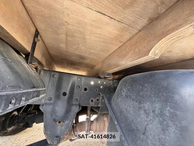 Mazda TITAN 2015-06 5881048-23
