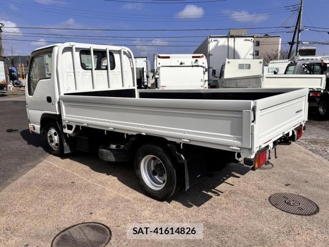 Mazda TITAN 2015-06 5881048-6