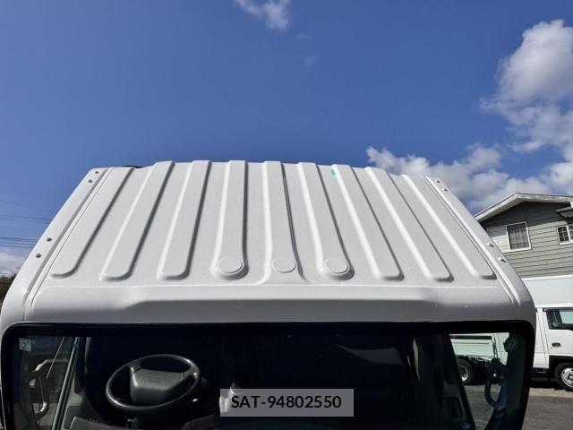 Mazda TITAN 2014-02 6021297-12