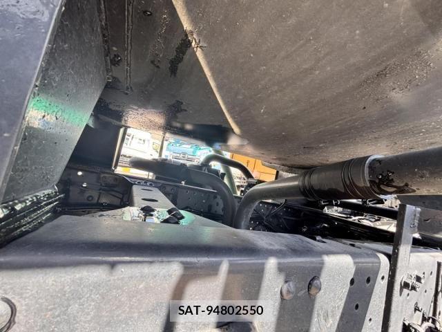 Mazda TITAN 2014-02 6021297-19