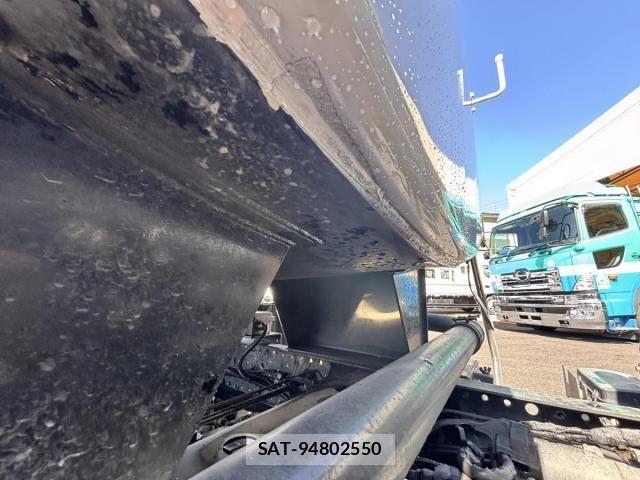 Mazda TITAN 2014-02 6021297-21
