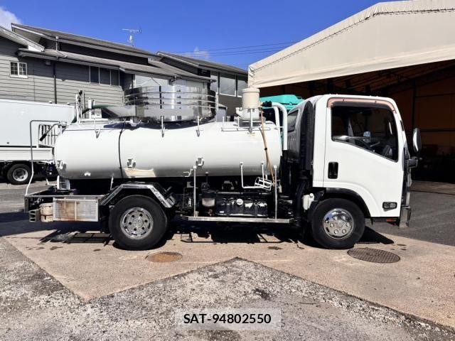 Mazda TITAN 2014-02 6021297-3