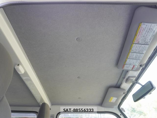 Mazda TITAN 2012-04 6021302-25