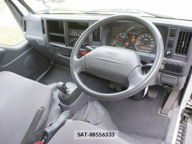 Mazda TITAN 2012-04 6021302-2