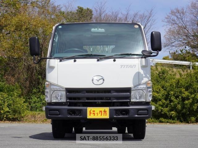 Mazda TITAN 2012-04 6021302-5