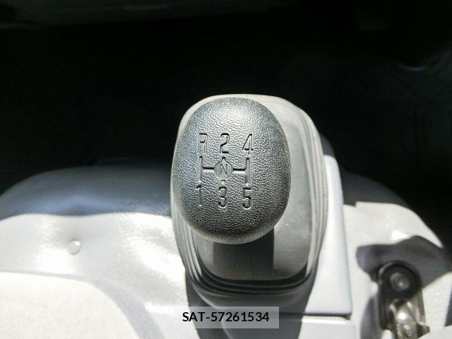Mazda TITAN 2012-06 6220513-14