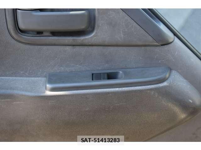 Mazda TITAN 2014-08 6248013-10
