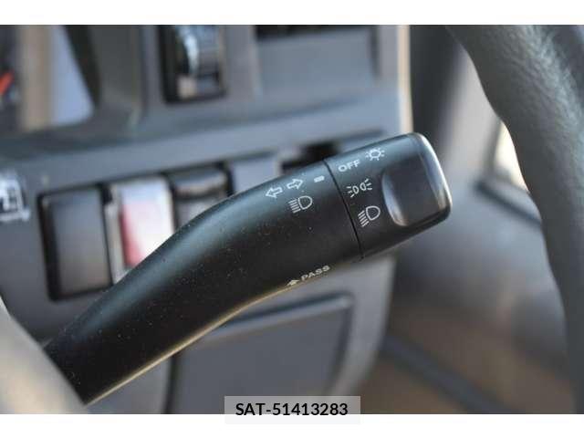 Mazda TITAN 2014-08 6248013-13