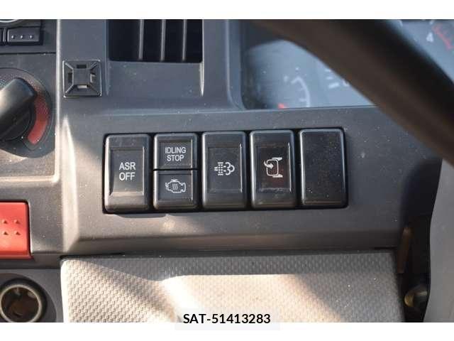 Mazda TITAN 2014-08 6248013-17