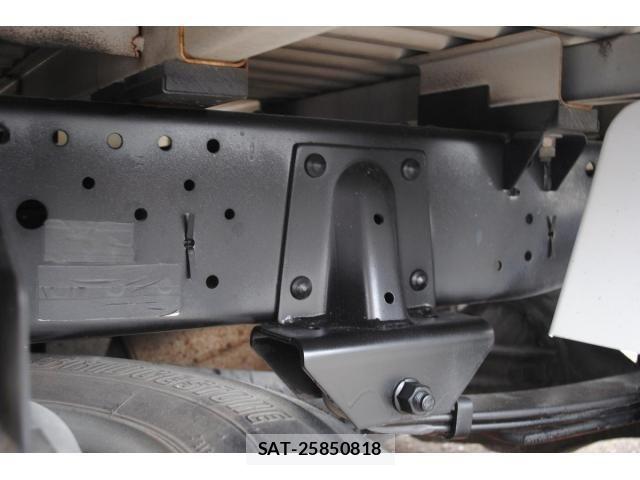 Mazda TITAN 2011-07 6504202-16
