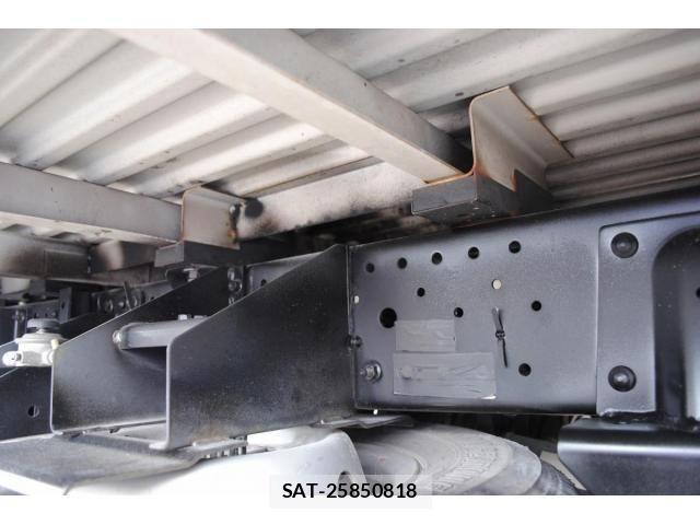 Mazda TITAN 2011-07 6504202-17