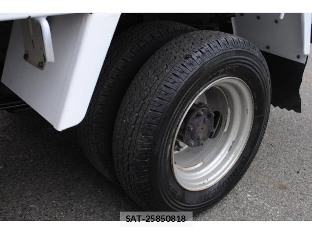 Mazda TITAN 2011-07 6504202-19