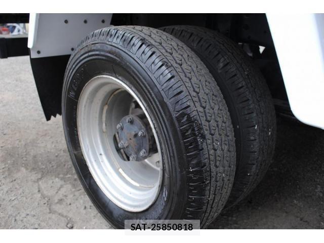 Mazda TITAN 2011-07 6504202-20