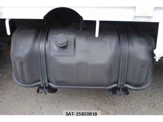 Mazda TITAN 2011-07 6504202-21