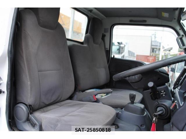 Mazda TITAN 2011-07 6504202-25