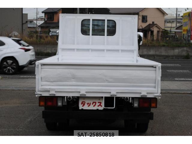 Mazda TITAN 2011-07 6504202-7