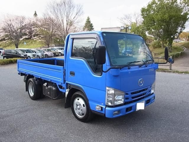 Mazda TITAN 2015-07 6597152-0