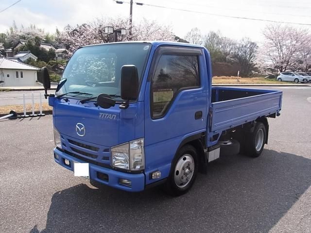 Mazda TITAN 2015-07 6597152-1