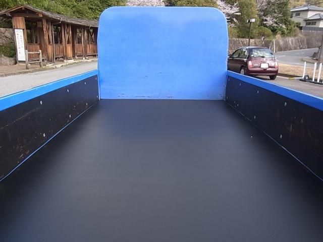 Mazda TITAN 2015-07 6597152-6
