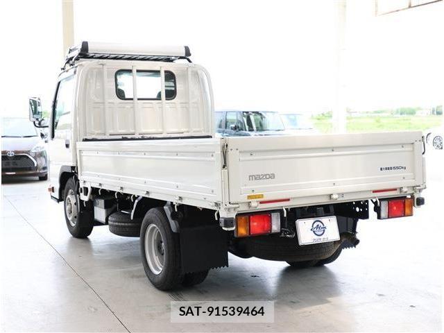 Mazda TITAN 2023-03 6678491-22