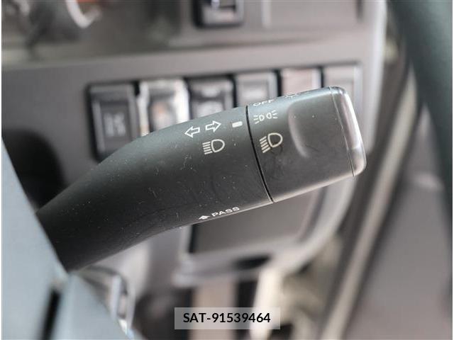Mazda TITAN 2023-03 6678491-27