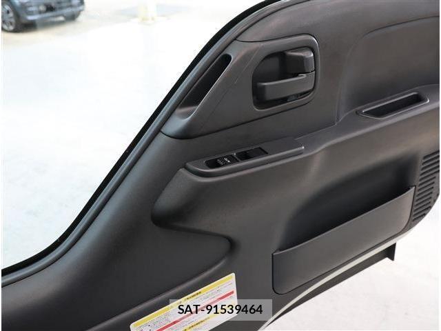 Mazda TITAN 2023-03 6678491-2