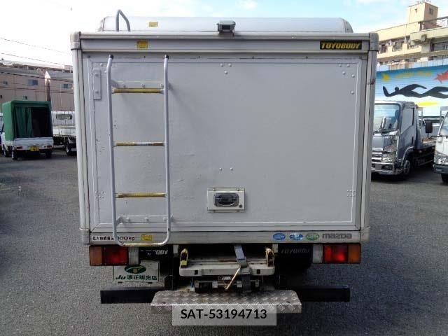 Mazda TITAN 2012-03 6717559-12