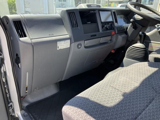 Mazda TITAN 2020-02 6734154-20