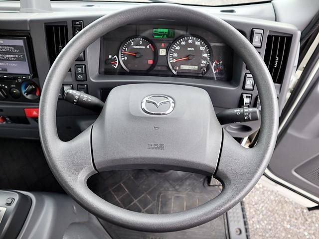 Mazda TITAN 2021-03 6734151-3