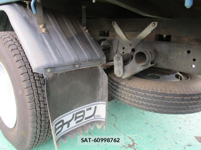 Mazda TITAN 1998-01 6791723-25