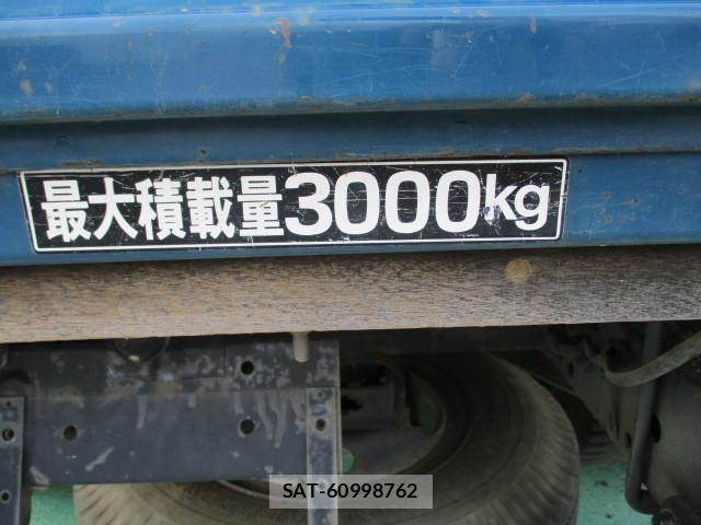 Mazda TITAN 1998-01 6791723-8