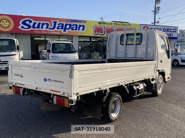 Mazda TITAN 2014-09 6817644-4