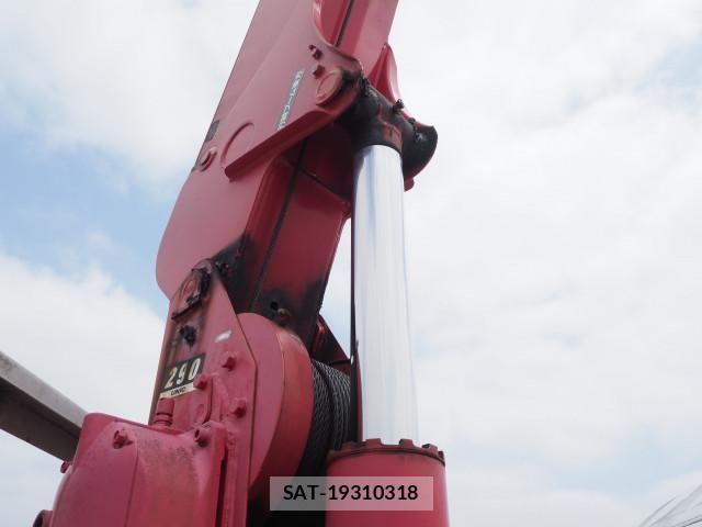Mazda TITAN 2013-02 6914545-11