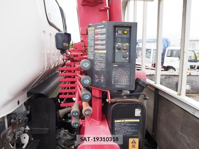 Mazda TITAN 2013-02 6914545-15