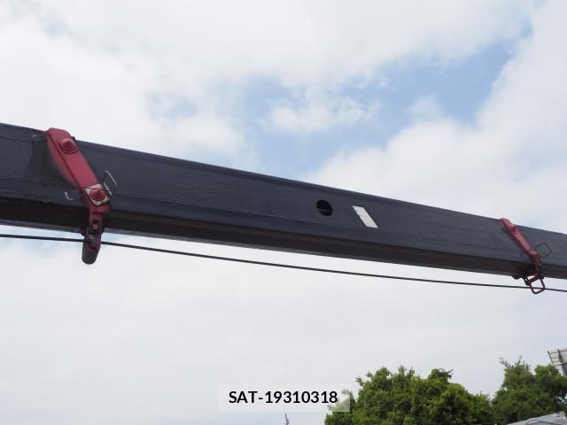Mazda TITAN 2013-02 6914545-21