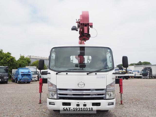 Mazda TITAN 2013-02 6914545-7