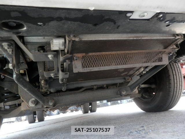 Mazda TITAN 2018-06 6914554-10